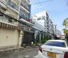 house for sale at good price near district 5 - call to view house 24/7cash flow 12 million/month