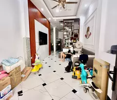 house for sale at investment price, thanh nhan street, friendly neighbors, enthusiastic owner selling 47m2 for 7.8 billion