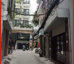 house for sale at lane 41 thai ha - dong da: area 61m² x 5 floors x mt4.5 x 10.8 billion