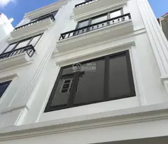 house for sale at nhon university of industry, thanh do nam tu liem university, area 34m2 * 5t, price 3.9 billion. contact: 0988 192 973