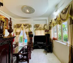 house for sale at the corner of duong ba trac alley, close to district 1, priced at 14 billion