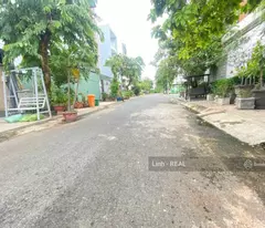 house for sale by owner - 4 floors near city people's committee - 8m street - area 100m² - 5x20 -4 floors - subdivision area