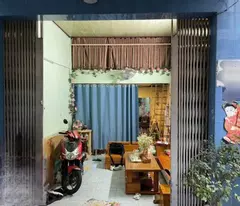 house for sale c4 (6.56m wide, rear hatch) on nguyen huu canh street, good price