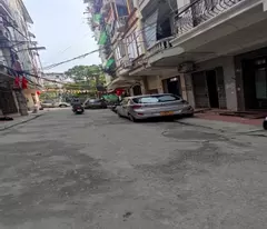 house for sale car lot division into phung chi kien cau giay house. area 50m - 4t - mt 4.2m. a little over 9 billion in business