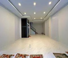 house for sale car parked on vuong thua vu street 45m/6t elevator, mt 4.8m 16.7 billion, new beautiful