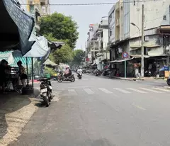 *++ house for sale, corner lot, frontage on nguyen tieu la, district 10, bustling area, both residential and commercial. 10 billion more