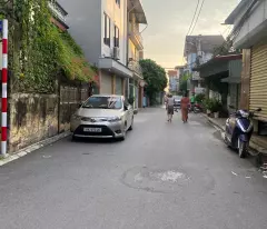 house for sale dang vu hy long bien 69m2*5t, car parking, lot division, full furniture only 8 billion 8