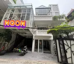 house for sale facing car alley, hoang sam street 164m2 3t mt 11m 57 billion cau giay