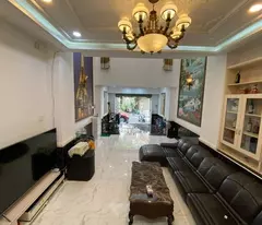 house for sale facing duong ba trac, 5m wide, car only 11 billion