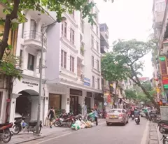 house for sale facing hang bong old town, 60m², 6m8 wide, 50 billion (negotiable).