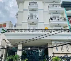house for sale facing to hien thanh street, ward 14, district 10 - 10x15m, price 42 billion