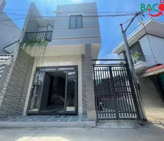 house for sale for 2.8 billion, 1 ground floor and 1 floor, close to phuc hai residential area with motorway (tan phong ward)