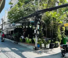 house for sale front of the road and addle, beautiful location, large yard at xom chieu street, ward 18, district 4, city