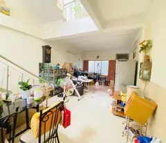 house for sale, frontage on nguyen van cu - right on tran hung dao, area: 4.4x46m, 3 old floors, 38 billion.