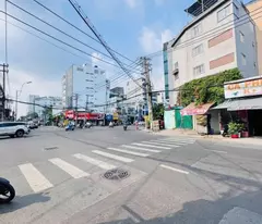 house for sale, frontage on nguyen xi - near dinh bo linh, 400m is vincom, 6.3x48m, 3 floors, 49.9 billion.
