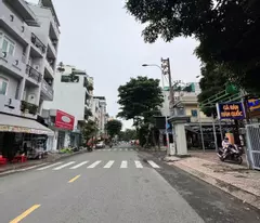 house for sale, frontage tran hung dao - luy ban bich, 4.3x19m, rear hatch 6.7m, 5t - 5br, 16.9 billion.