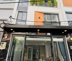 house for sale gap elevator price 7 billion 2 5 floors car access to the house 5m front immediately emart phan huy ich