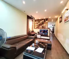 💥💥💥house for sale, ho dac di street, sublot, corner lot, 3 floors, parking cars