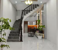 house for sale hoang mai 40m nguyen khoai, near car, large area, house