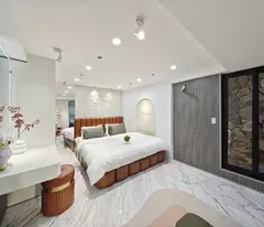 house for sale hoang nha tiep long bien, oto, elevator, full furnished, 48m pine lane