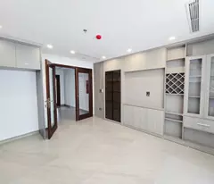 house for sale hoang quoc viet, cau giay - 65m² x 7t elevator - sidewalk for cars - price 31 billion