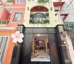 house for sale hoang van thu - ward 9 - super product front front car call, right at phu nhuan intersection - 3.7x15m