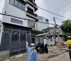 house for sale in alley 15 do thuc tinh, ward 12 go vap, shr 50m2, full amenities.