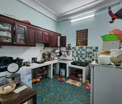 house for sale in au co, tay ho. solid residential house - 33m 4 floor full functions - hoa khhoi red book - owner