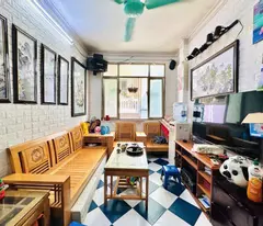 house for sale in bach mai, open lane, private window, 5 floors, 3 bedrooms, 2.7 billion