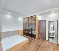 house for sale in bo de long bien, oto avoid, elevator, full furnished, 45m about 13 billion