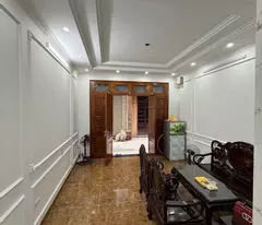 house for sale in bo de long bien, parking oto, resident construction, wide lane, 40m additional 8 billion