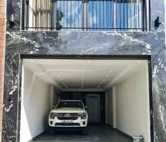 +house for sale in cao lo, dong anh 105m2 x3t umbrella business, 2 open garage, 5 minutes to the street, price 13 billion.