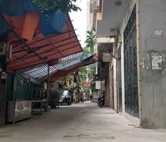 house for sale in cau giay district 40m2x6t, alley - 15m away from car, fully functional, price 5.25 billion