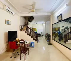house for sale in de la thanh, dong da, 36m2 x 4t, clear alley, prime location