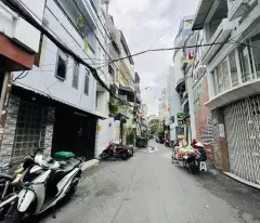 house for sale in district 10, 3/2 street, 4 floors, car alley, 30m2, 7.5 billion