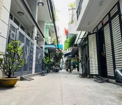 house for sale in district 10 - 4 floors - new house - 4m alley in front of house - price only 6 billion 9