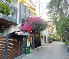 house for sale in district 3 - huge 6.5m hand - 2 cars always - 5 floors - price only 8 billion