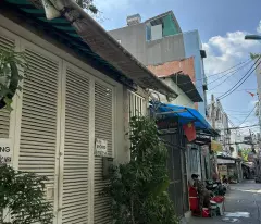 house for sale in district 4 - near market, khanh hoi school - convenient amenities area - car to home -