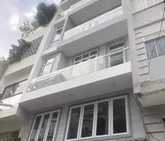 house for sale in district 4, street frontage, 5 floors, car in the house, price only 5.3 billion