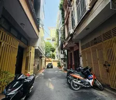 💎 house for sale in do quang - cau giay 40m2 subdivided into car business for 18.9 billion