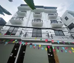 house for sale in dong la -hoai duc- 30m-5 floors-4.3 billion -car parking gate