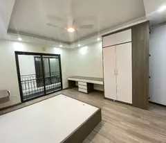 house for sale in duc giang long bien, oto parking door, tong lane, 2 thangs, 55m about 8.3 billion