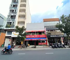 house for sale in front of ly chinh thang, district 3 - super nice location, well-developed, high-rise building