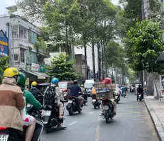 + house for sale in front of nguyen chi thanh district 10 (4.55x16m) 4 floors, rental price.55 million/month, 34 billion