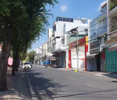 house for sale in front of tung thien vuong bordering district 5, tran hung dao 4.5x17 only 13 billion