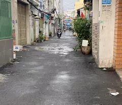 house for sale in go dau district, 4x16m2, 2 floors near market, aeon, price only 5 billionxx
