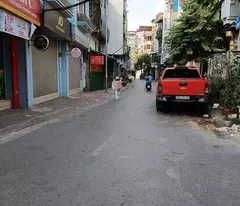 house for sale in ha dong, ngo quyen, subdivided lot 30m2*5t car, free full furniture 0343040888
