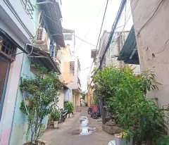 house for sale in himlam area, district 7, 4m alley, live right away, 4.2m x 6m.
