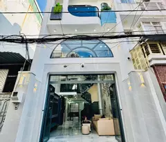 house for sale in ho van cong, city. thu dau mot, the owner, the legality is clear and transparent, the price is only 2 billion 6