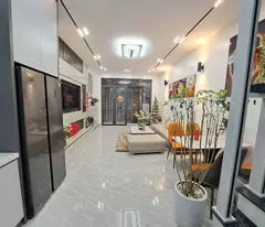 house for sale in hoang mai center, 42m2, 4 floors, area 4.5m price slightly 7 billion
